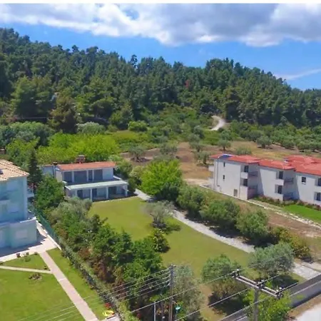 Villa Vista - Beachfront, Garden, Amazing Sea View