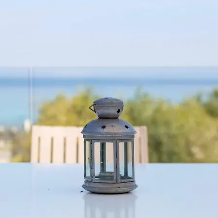 Vista - Beachfront, Garden, Amazing Sea View Villa